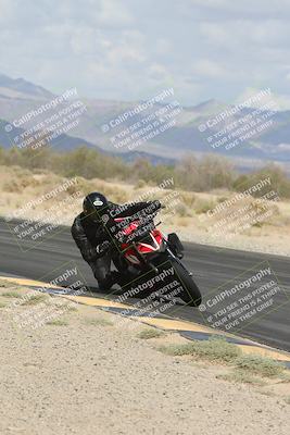 media/May-05-2025-Moto Forza (Mon) [[3c1838c5e5]]/2-B Group/Session 2 (Turn 7 Inside)/